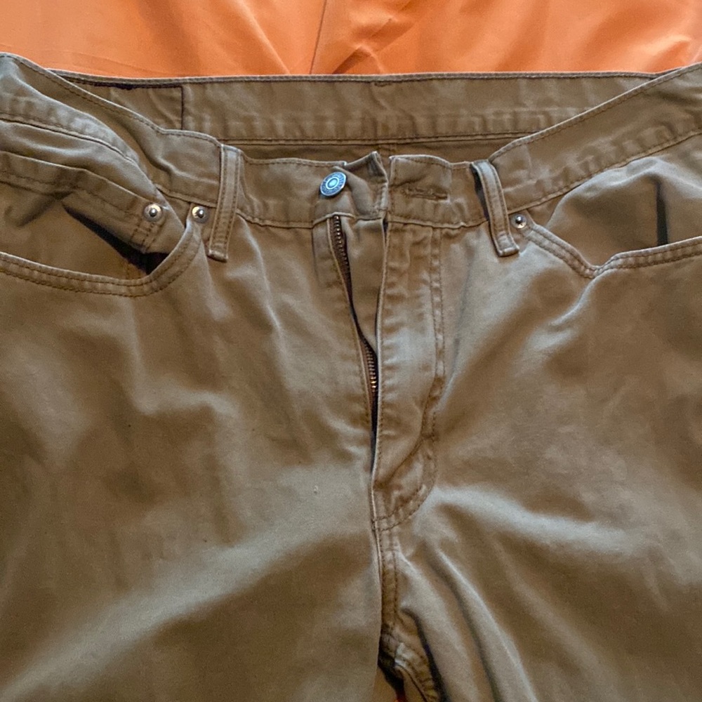 Levi’s slim jeans